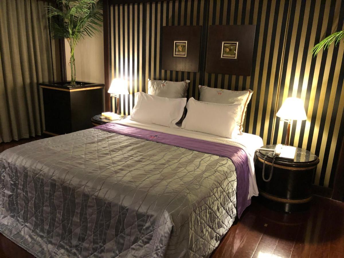 Quarantine Hotel - Love Tree Motel Taipei Esterno foto
